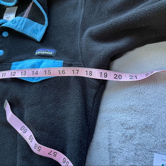 Patagonia Women’s Synchilla Snap T Pullover - Picture 8 of 8